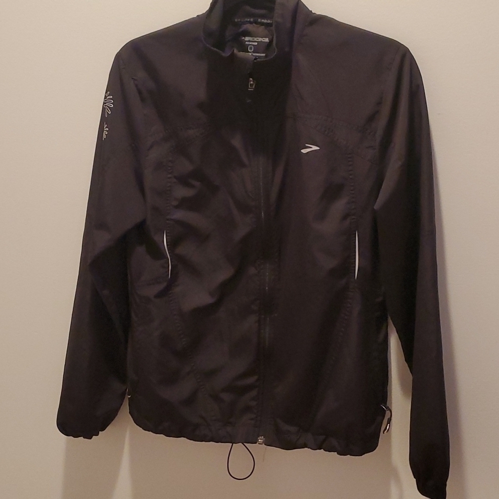 BROOKS Jacket Size Medium (47)